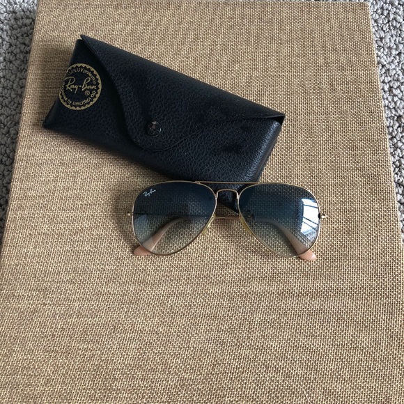 Ray Ban Aviator Mini | Gold with Blue Lens - Picture 4 of 4